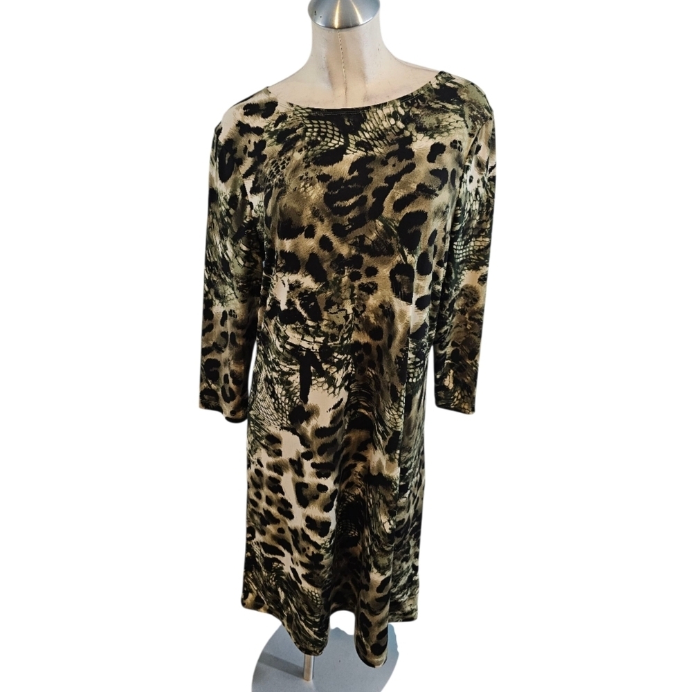 3/$25 Effortless Style by Citiknits Size M Leopard Print Women's Dress